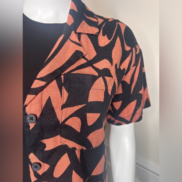 Women's Linen Short Sleeve Button Down Camp Shirt- A New Day Floral - Picture 4 of 14